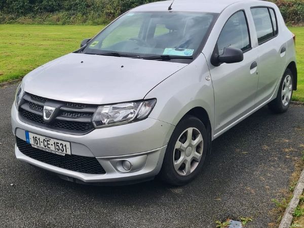 Dacia Sandero Hatchback, Petrol, 2016, Silver