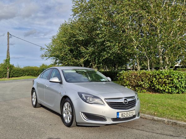 Opel Insignia Hatchback, Diesel, 2016, Silver