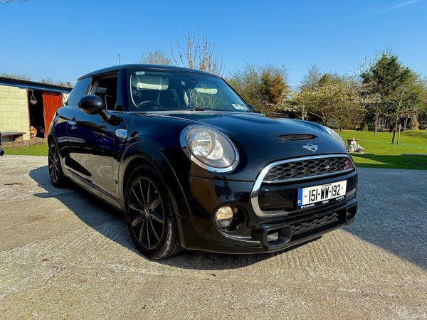 Mini Cooper Hatchback, Diesel, 2015, Black
