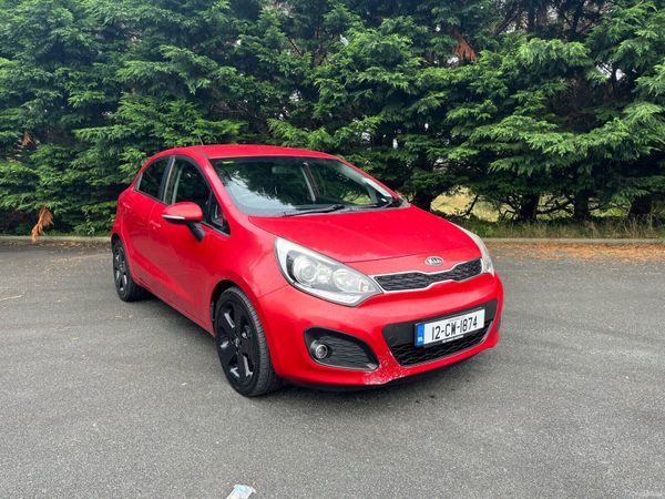 Kia Rio Hatchback, Diesel, 2012, Red