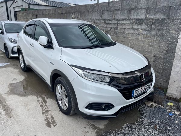 Honda Vezel SUV, Petrol Hybrid, 2018, White