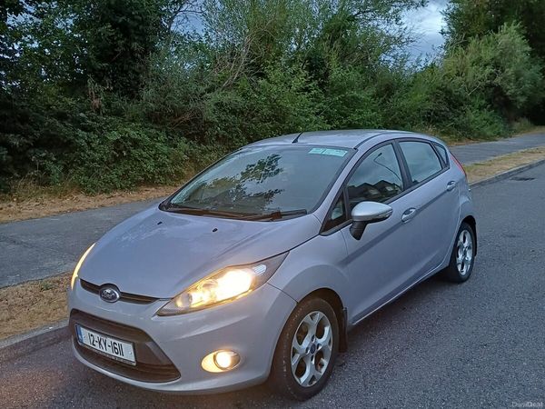Ford Fiesta Hatchback, Petrol, 2012, Grey