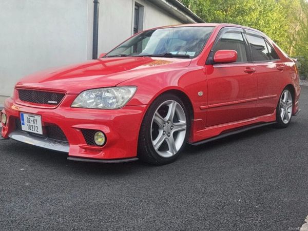 Toyota Altezza Saloon, Petrol, 2002, Red