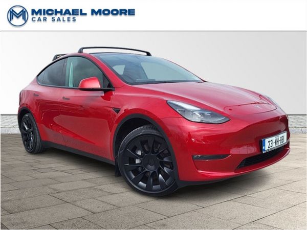 Tesla Model Y MPV, Electric, 2023, Red