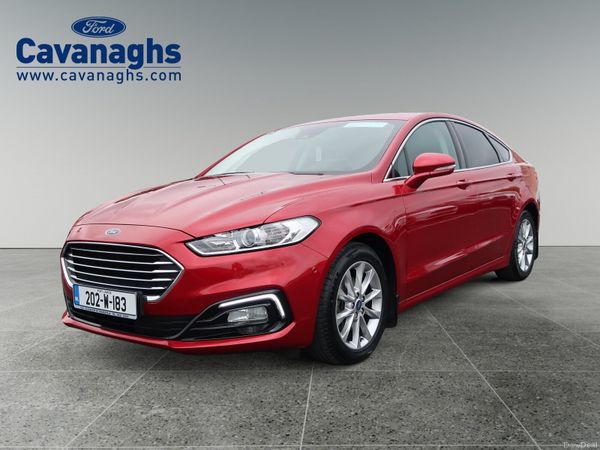 Ford Mondeo Hatchback, Diesel, 2020, Red