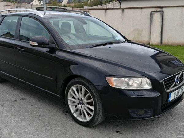 Volvo V50 Estate, Diesel, 2011, Black