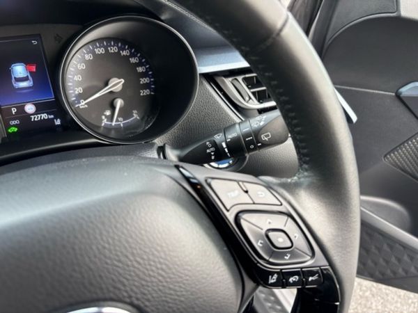 Toyota C-HR SUV, Petrol Hybrid, 2020, Grey