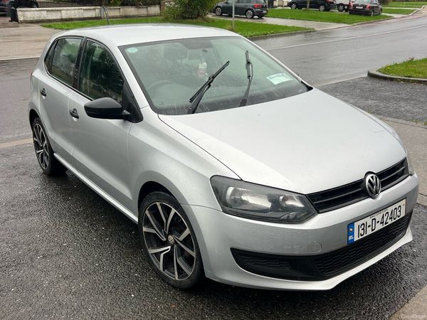 Volkswagen Polo Hatchback, Petrol, 2013, Silver