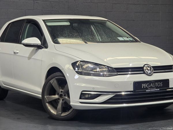 Volkswagen Golf Hatchback, Petrol, 2019, White