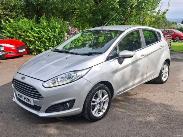 Ford Fiesta Hatchback, Petrol, 2017, Silver