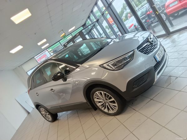 Opel Crossland X SUV, Diesel, 2020, Grey