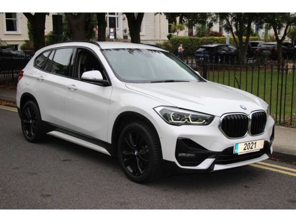 BMW X1 Estate, Petrol Hybrid, 2021, White