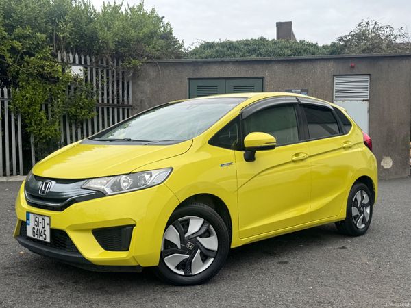Honda Fit Hatchback, Petrol Hybrid, 2015, Yellow