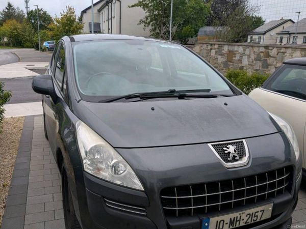 Peugeot 3008 MPV, Diesel, 2010, Grey