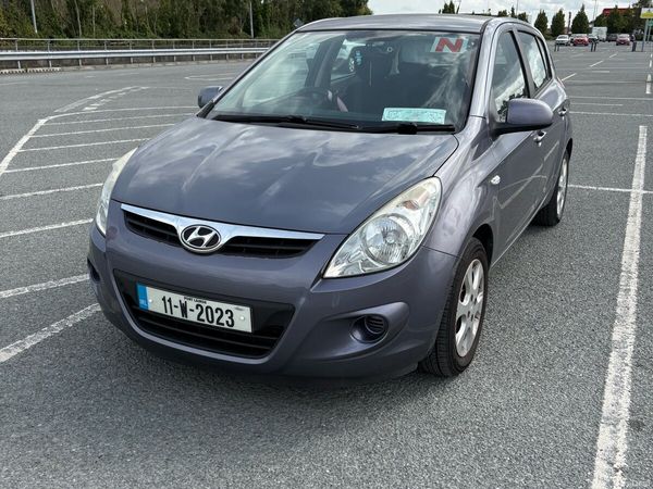 Hyundai i20 Hatchback, Petrol, 2011, Grey