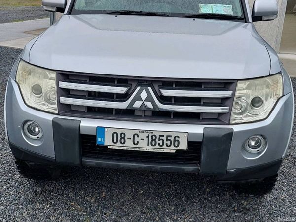 Mitsubishi Pajero SUV, Diesel, 2008, Silver