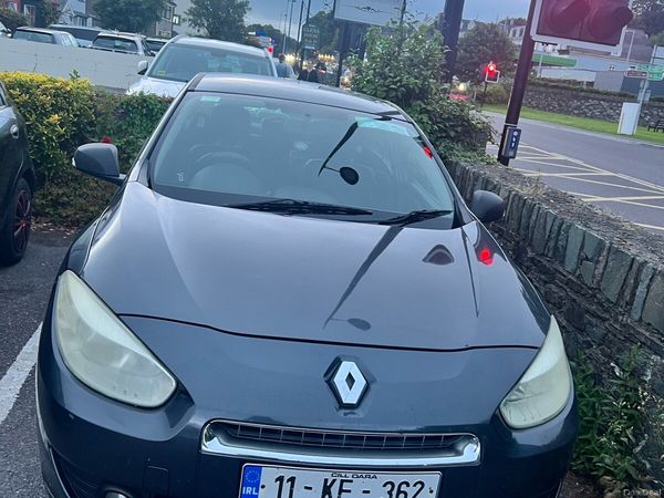 Renault Fluence Saloon, Diesel, 2011, Grey