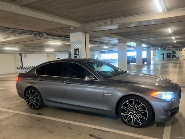 BMW 5-Series Saloon, Diesel, 2012, Grey