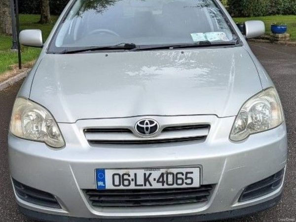 Toyota Corolla Hatchback, Petrol, 2006, Silver