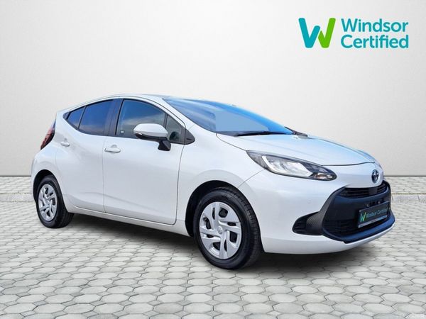 Toyota Aqua Hatchback, Petrol Hybrid, 2024, White
