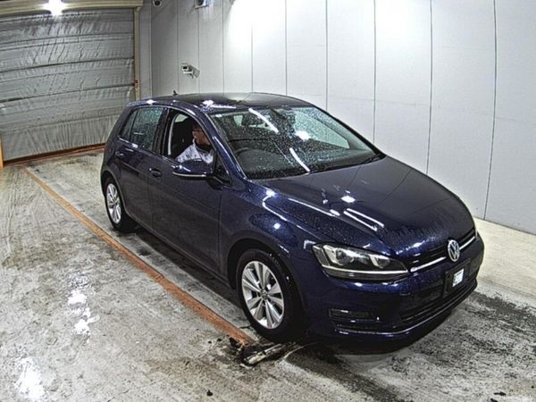 Volkswagen Golf Hatchback, Petrol, 2014, Blue