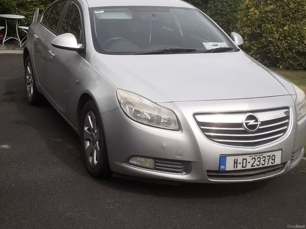 Opel Insignia Hatchback, Diesel, 2011, Silver