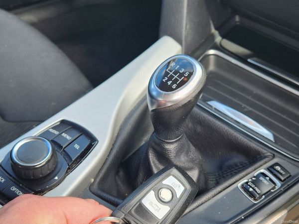 BMW 3-Series Saloon, Diesel, 2012, Silver