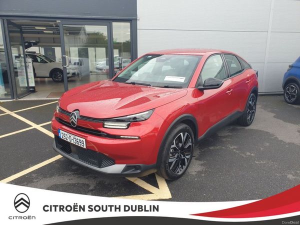 Citroen C4 Hatchback, Petrol, 2025, Red