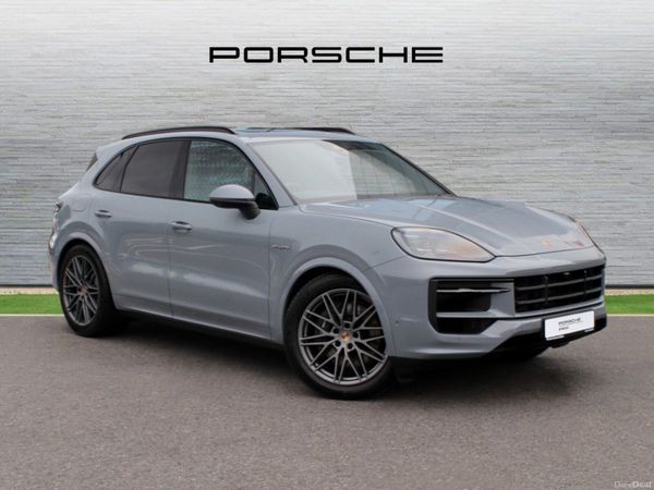 Porsche Cayenne SUV, Petrol Plug-in Hybrid, 2026, Grey