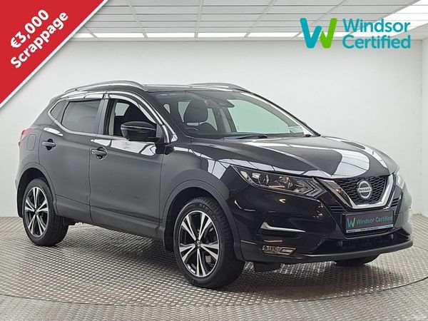 Nissan Qashqai MPV, Petrol, 2019, Black
