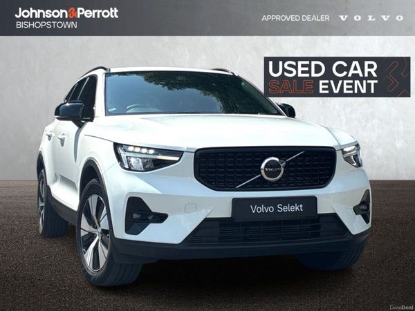 Volvo XC40 SUV, Petrol Hybrid, 2023, White