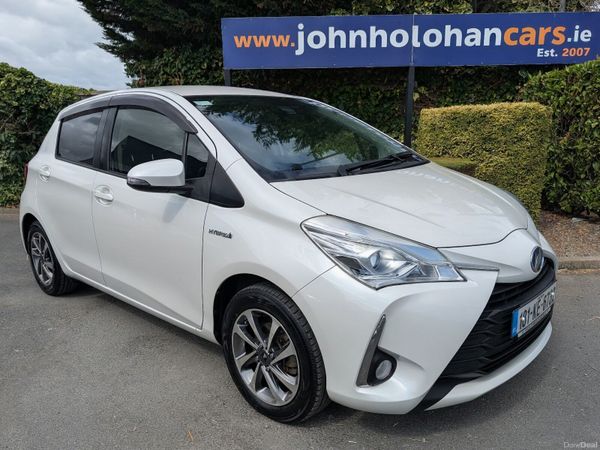 Toyota Vitz Hatchback, Petrol Hybrid, 2018, White