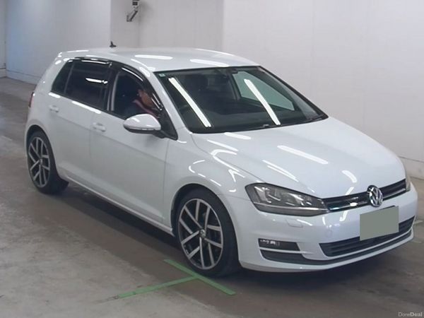 Volkswagen Golf Hatchback, Petrol, 2014, White
