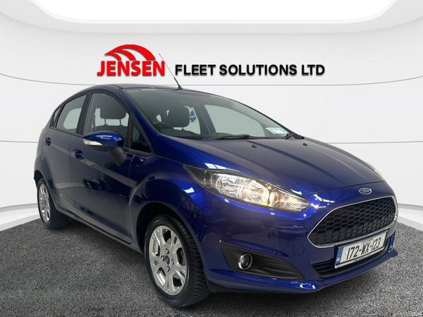 Ford Fiesta Hatchback, Petrol, 2017, Blue