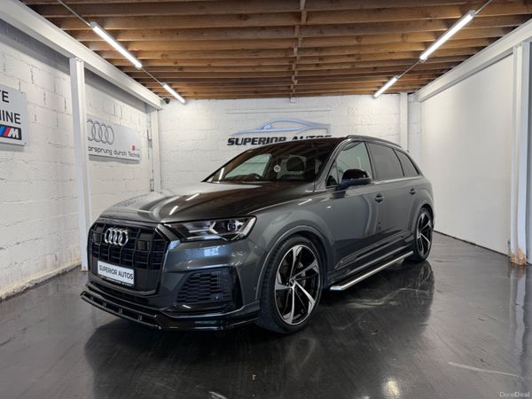 Audi Q7 SUV, Petrol Hybrid, 2023, Grey