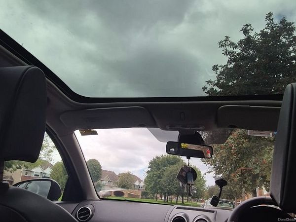 Nissan Qashqai Hatchback, Diesel, 2010, Black