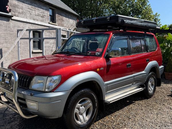 Toyota Land Cruiser SUV, Diesel, 2003, Red