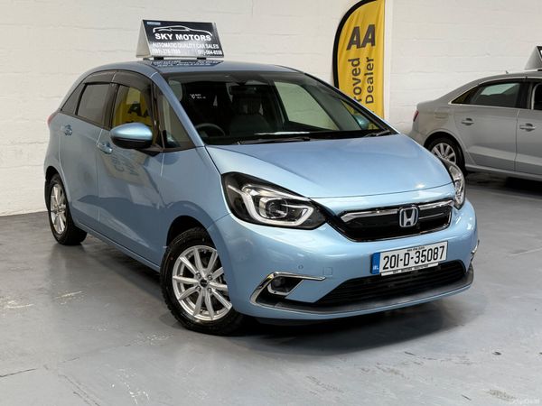 Honda Fit Hatchback, Petrol Hybrid, 2020, Silver