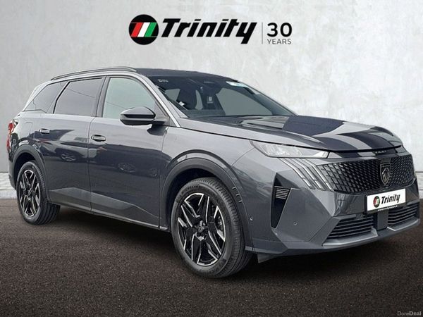 Peugeot 5008 MPV, Petrol, 2025, Grey