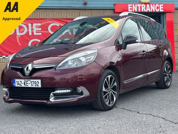 Renault Grand Scenic MPV, Diesel, 2014, Red