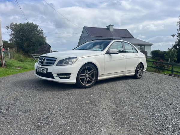 Mercedes-Benz C-Class Saloon, Diesel, 2013, White