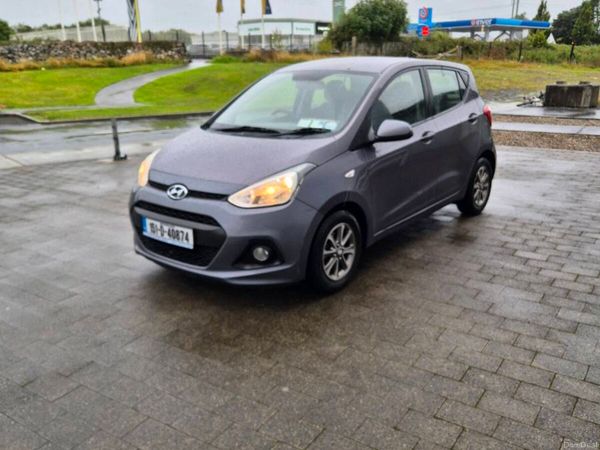 Hyundai i10 Hatchback, Petrol, 2015, Grey