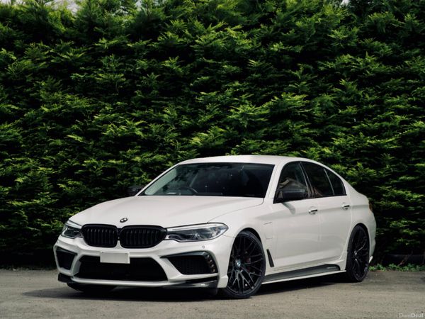 BMW 5-Series Saloon, Petrol Plug-in Hybrid, 2018, White