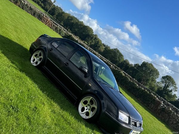 Volkswagen Bora Saloon, Diesel, 2005, Black