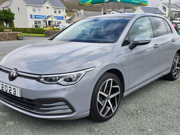 Volkswagen Golf Hatchback, Petrol Hybrid, 2023, Grey