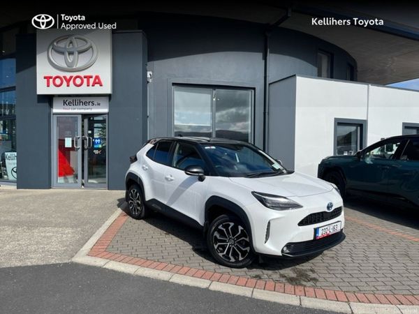 Toyota Yaris Cross Hatchback, Petrol Hybrid, 2023, White