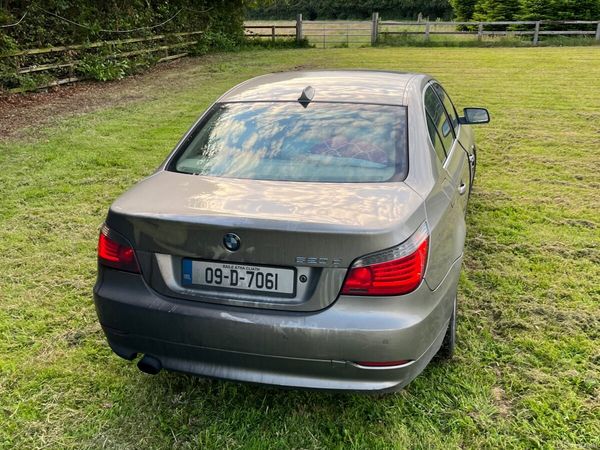 BMW 5-Series Saloon, Diesel, 2009, Bronze