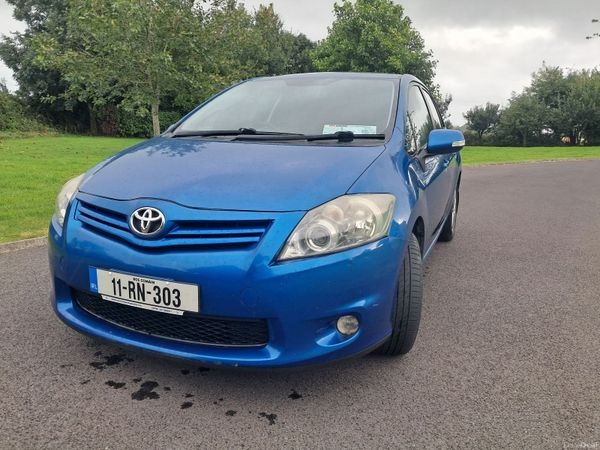 Toyota Auris Hatchback, Diesel, 2011, Blue