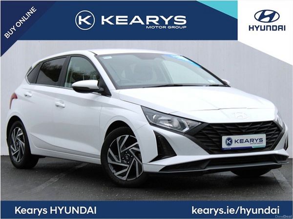 Hyundai i20 Hatchback, Petrol, 2026, White