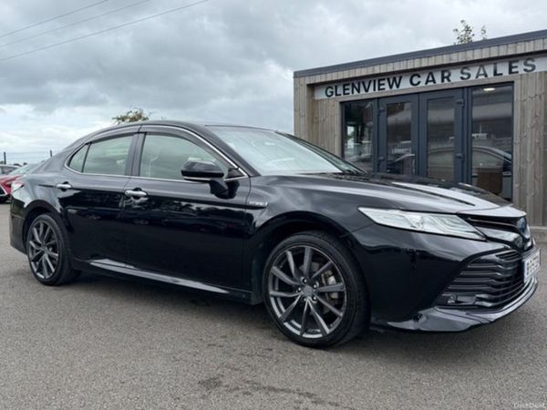 Toyota Camry Saloon, Petrol Hybrid, 2018, Black